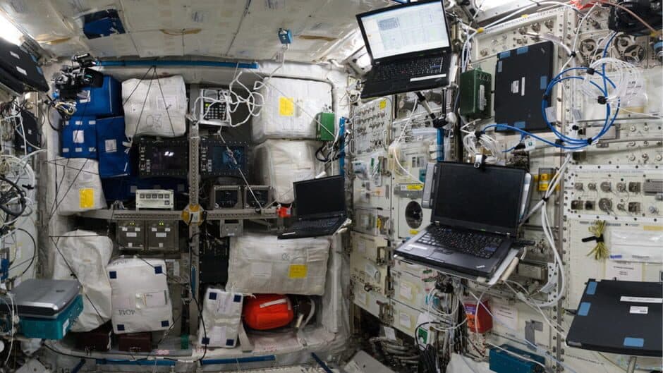 International Space Station Tour VR screenshot 3