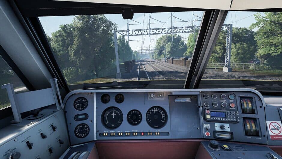 Train Sim World 6: BR Class 90 Electric Freight Loco screenshot 1